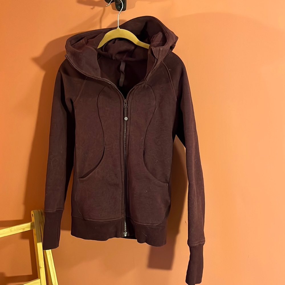 Lululemon Scuba zip up, size 4, hardly worn!